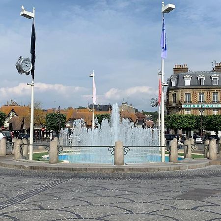 Nice 41 M With Balcony Near The Beach Deauville Bagian luar foto